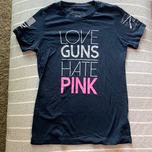 NWOT Grunt Style Love Guns Hate Pink Tee